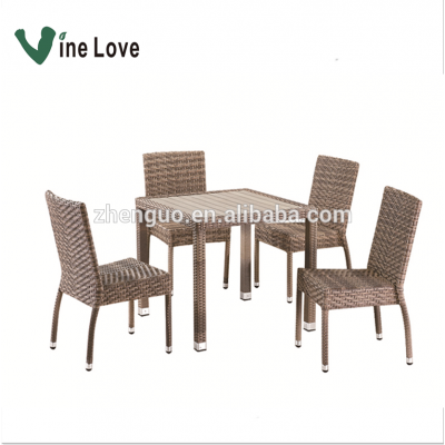 High Quality Rattan Popular PE Rattan Wicker Dining Table and Chairs Set Outdoor Garden Furniture