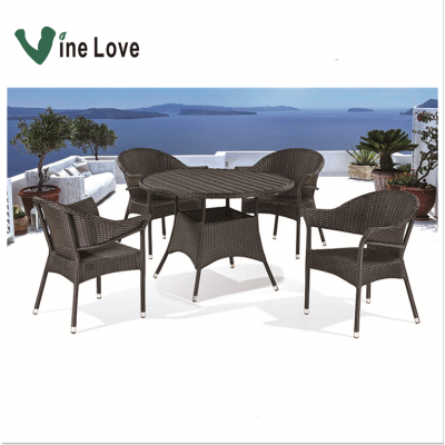 Morden Hot Sale Popular Rattan and Plastic Table and Chairs Dining Set Outdoor Garden Furniture